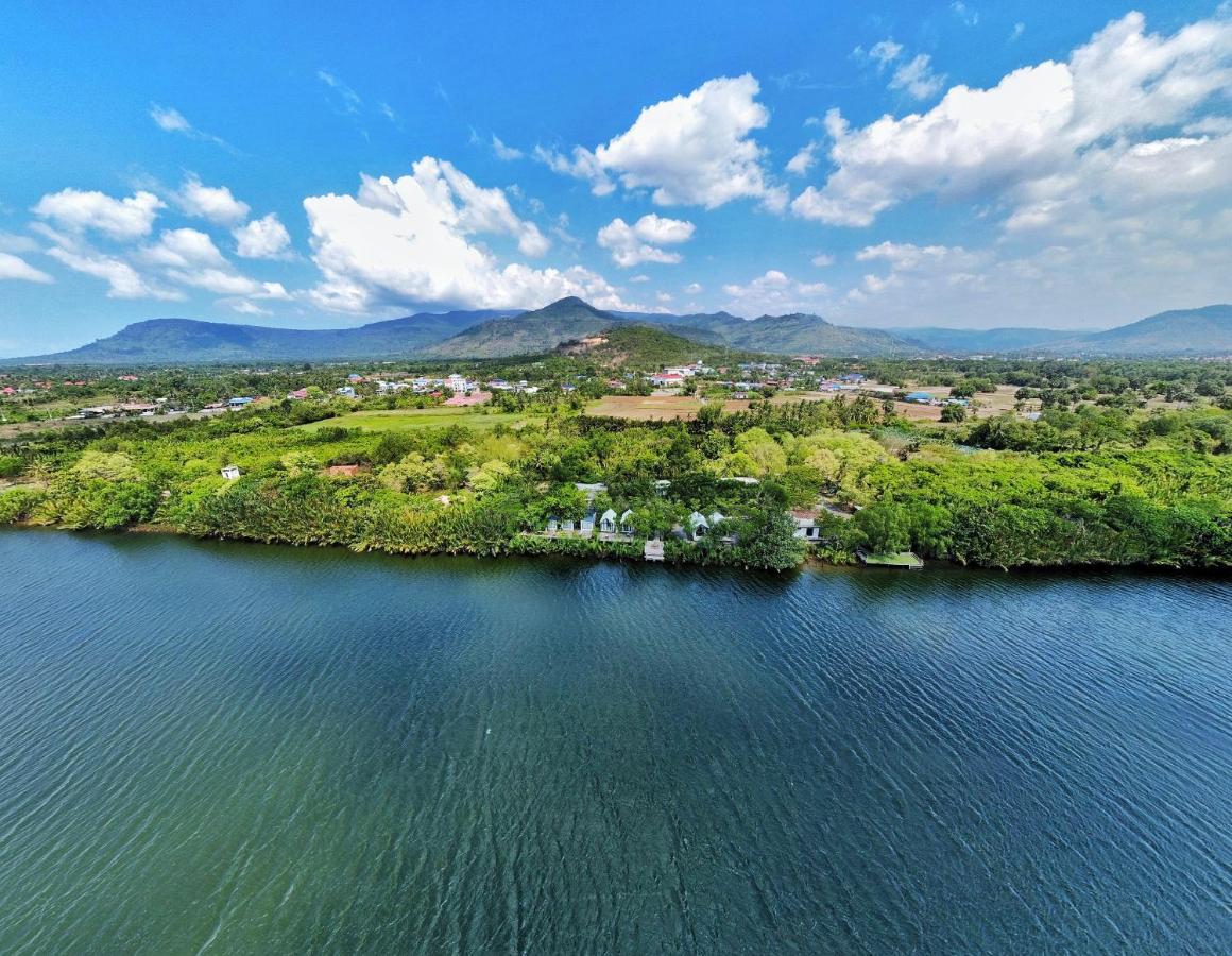 Kampot Riverfront Boutique Esterno foto
