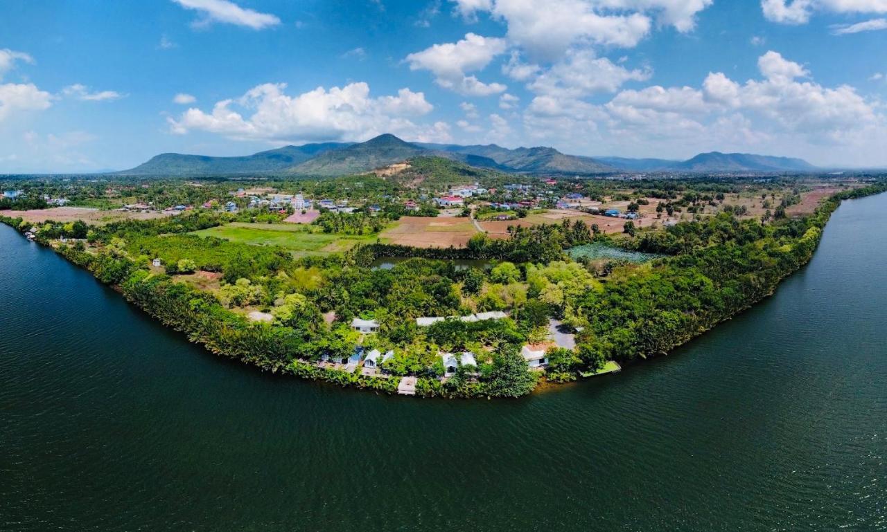 Kampot Riverfront Boutique Esterno foto