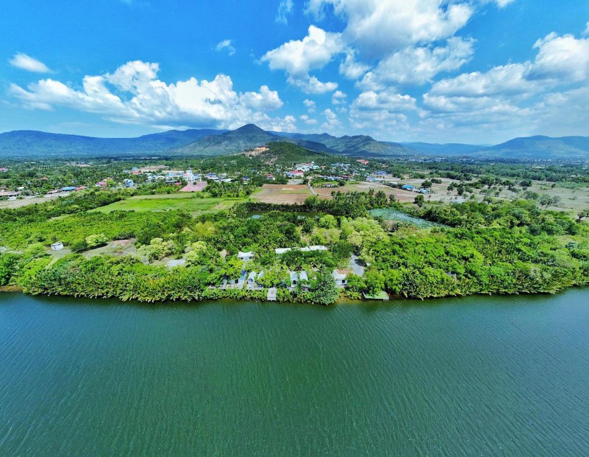 Kampot Riverfront Boutique Esterno foto